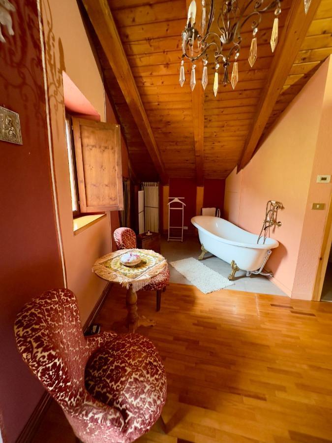 Quart De Lune - Boutique B&B Аоста Экстерьер фото