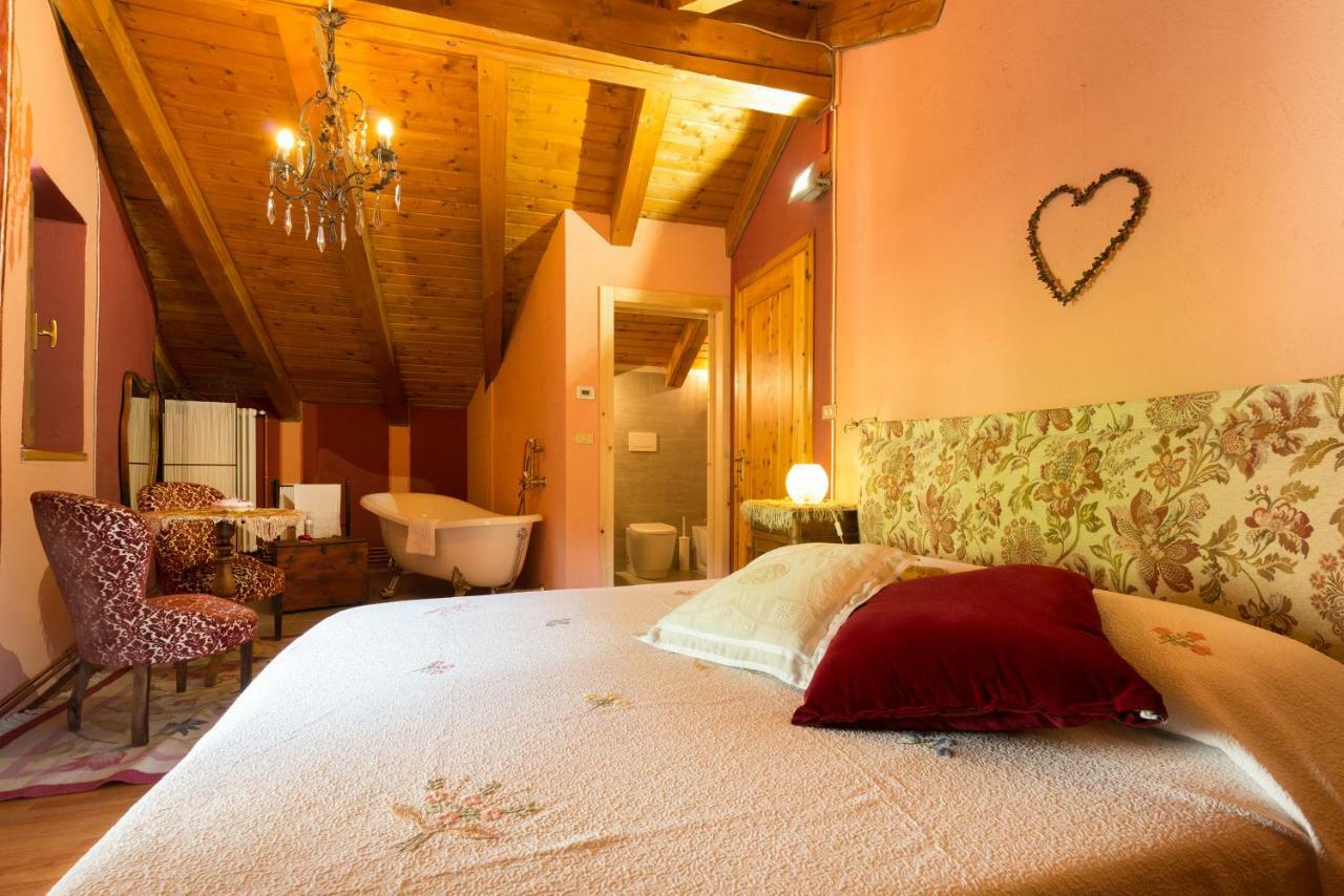 Quart De Lune - Boutique B&B Аоста Экстерьер фото